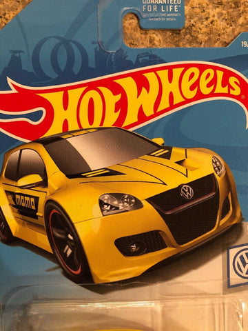 2019 Hot Wheels Volkswagen 5/10 - Volkswagen Golf GTI (Yellow) - Awesome Deals Deluxe