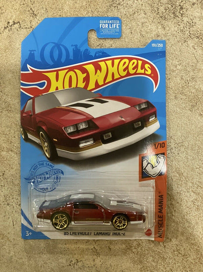 2021 - Hot Wheels ‘85 Chevrolet Camaro IROC-Z 1/10 #191/250 Muscle Mania •Red• - Awesome Deals Deluxe