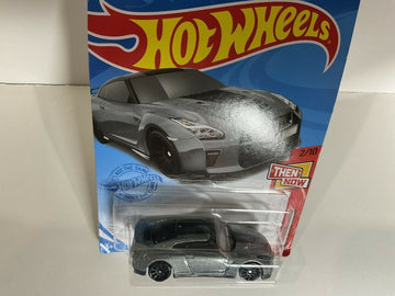 Hot Wheels Gray '17 Nissan GT-R (R35) #79 2021 Then and Now 2/10 - Awesome Deals Deluxe