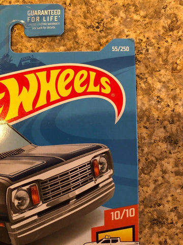 Hot Wheels 2019 HW Hot Trucks #55 1978 Dodge Li'l Red Express Truck Silver - Awesome Deals Deluxe