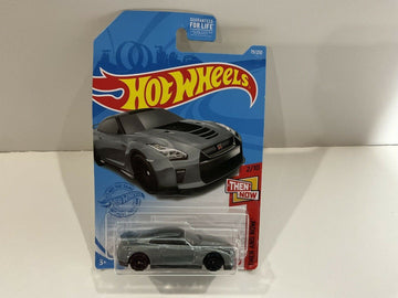 Hot Wheels Gray '17 Nissan GT-R (R35) #79 2021 Then and Now 2/10 - Awesome Deals Deluxe