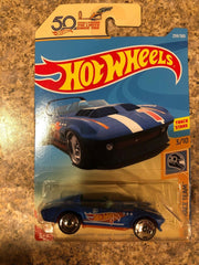 HOT WHEELS Lot of 2 NIB MODELS! Corvette GrandSport Roadster + Callaway C7 - Awesome Deals Deluxe